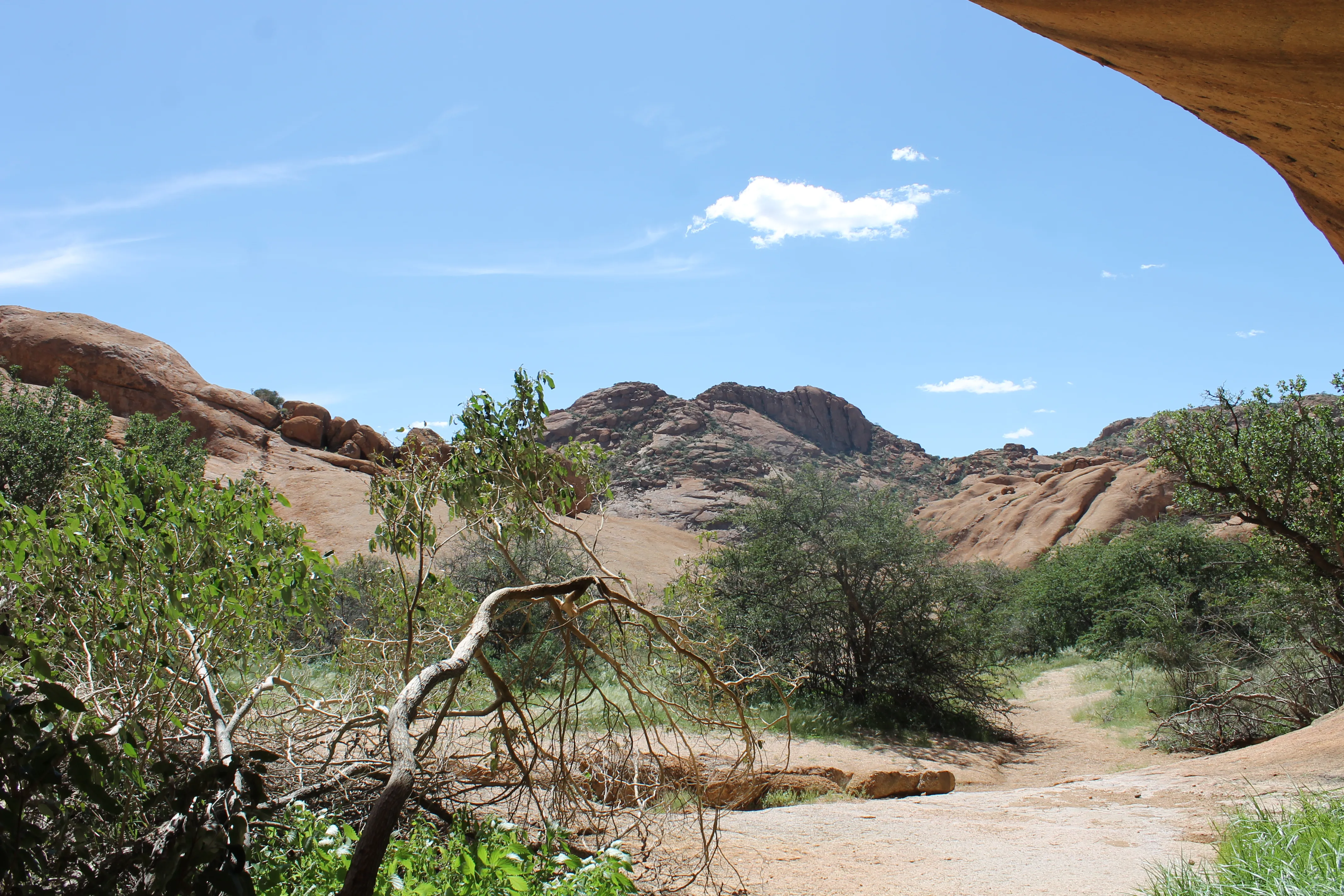 Massive Spitzkoppe peak photographed during full-day tour
